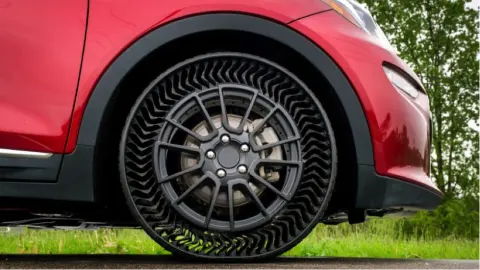 Michelin Is About to Launch the First Commercial Air-Free Tyres